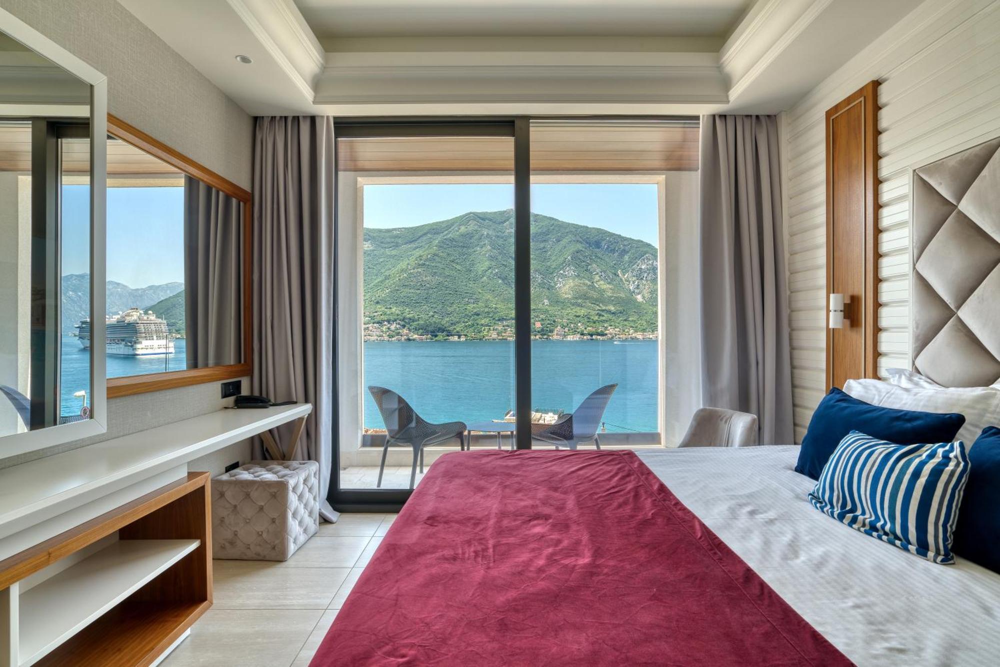 Boutique R Palazzo
