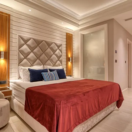 Boutique Hotel R Palazzo Kotor Exterior photo