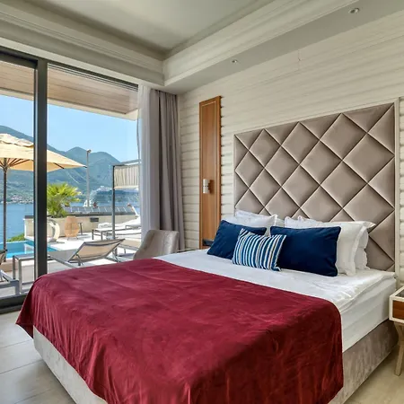 Boutique Hotel R Palazzo Kotor Exterior photo